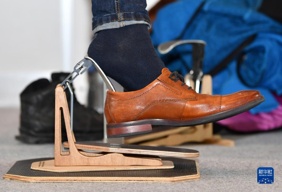 @426ʿՃ(ni)eеĵ48Ճ(ni)߇Hl(f)չĔzһЬAӛ B z