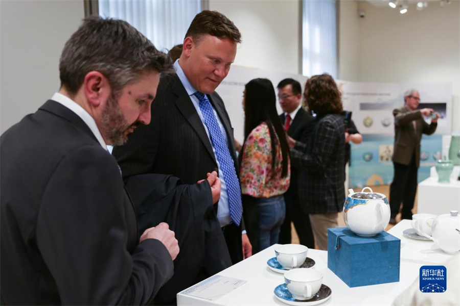 54գ˂ڱr(sh)ЇĻ^Ļչ[ЇĻβЇvr(sh)ʹ^ЇvWʹF(tun)ͬekġ¡żr(sh)վ(dng)4ڲЇĻ_ĻAӛ  z