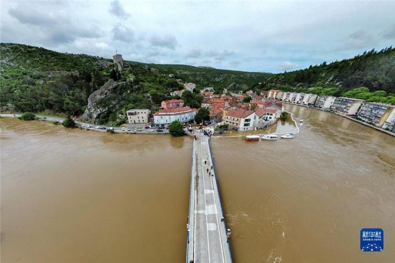 @515ڿ_؁W_ߴĔzˮλqƝR၆Al(f)PixsellDƬ/÷˔z