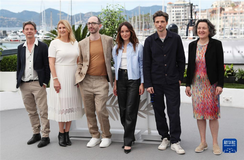 517գڷ(gu)ꩼ{eеĵ76ꩼ{(gu)HӰ(ji)zC(j)Ԫu(png)ί(hu)ϯ(gu)݆Tνz˹ݣyu(png)ίʽAӛ o z