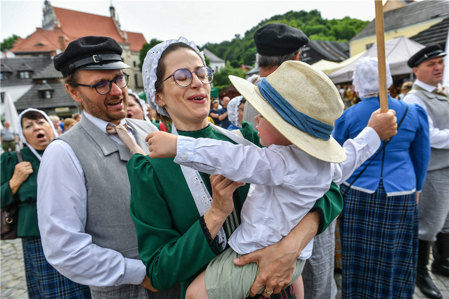 ICphoto(qun)ƷՈD(zhun)d