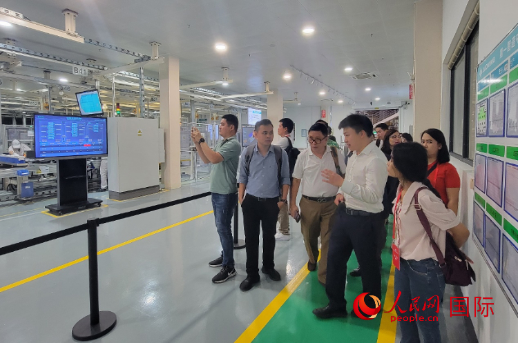 VˆTýӛM(jn)нBW(wng) z