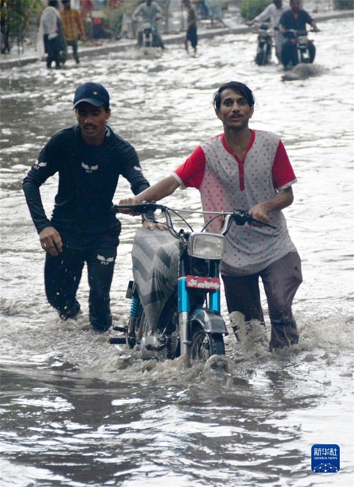 77˂ڰͻ˹̹ͷeˮĵ·Mͮյďꌧ·eˮo˂ЎAl(f)