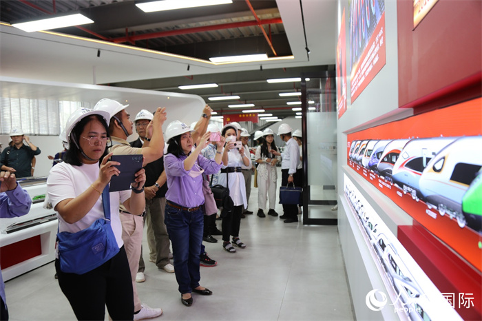 ӛ߈F(tun)(dng)܇^W(wng) l(f)dz