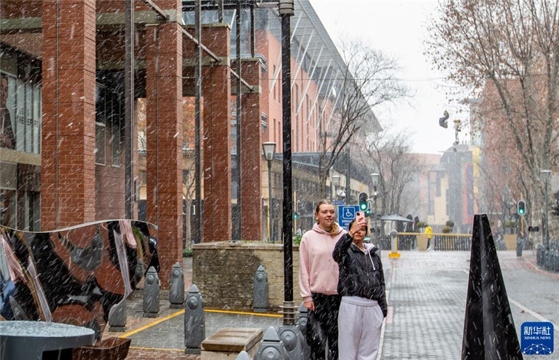 710ϷǼs(ni)˹һ̘̎I(y)^(q)˂ѩAӛ u| z