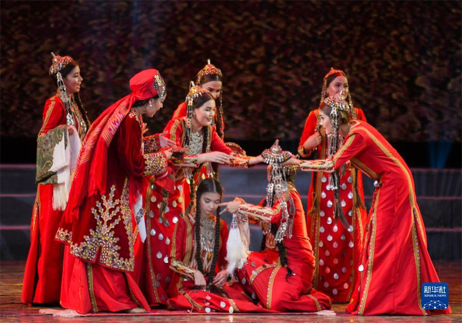 731½񄡈˹̹赸F݆TݳAӛ  z