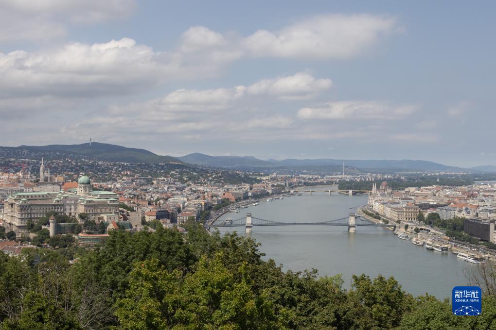 @84_˹ĔzӘAl(f)Wz