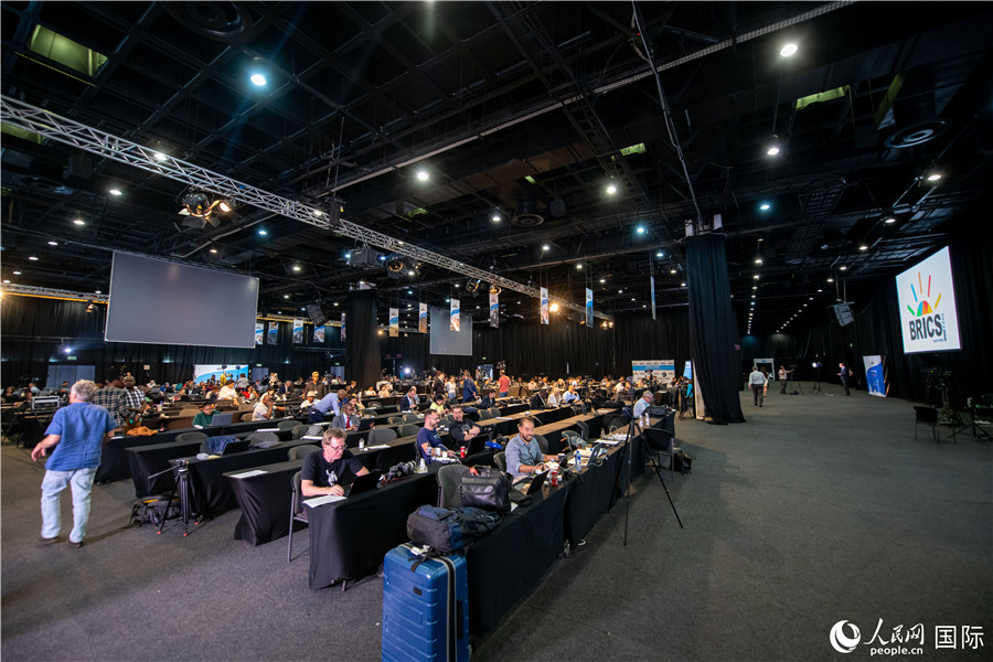 ?sh)ؕrg823ϷǼs(ni)˹uӛæµW(wng)ӛ z