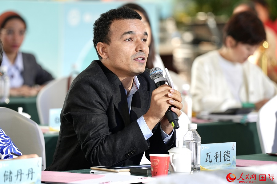 u(png)ίF(xin)(chng)c(din)u(png)W(wng) Riz