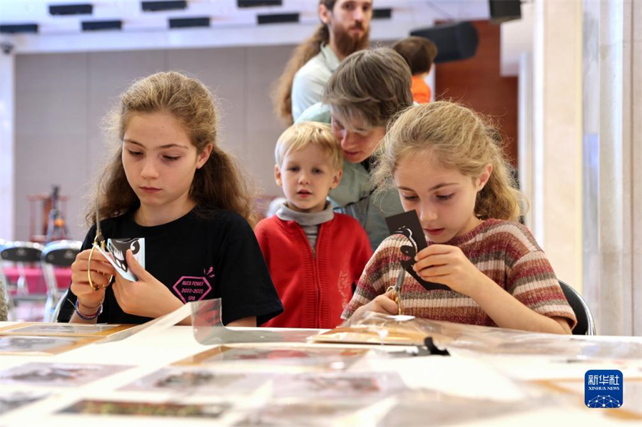 916գСڱr(sh)Ї(gu)ʹ^_(ki)ջ(dng)w(yn)Aӛ w z