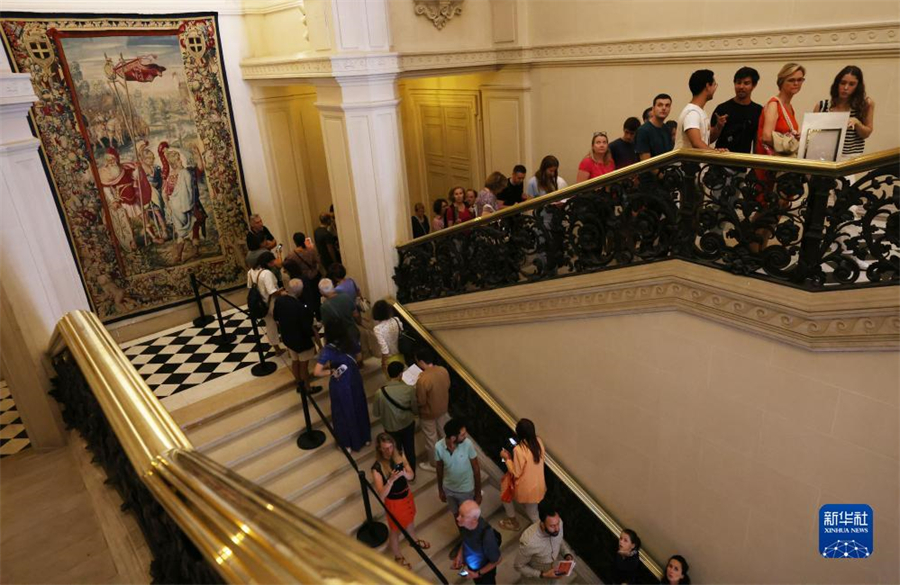 917˂?c)ڷ腢^⽻Aӛ o z