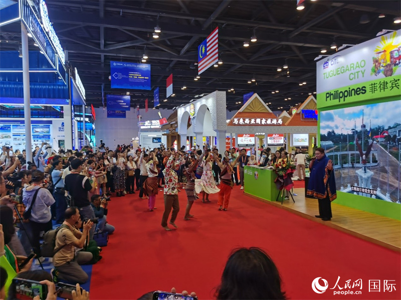 e֮ǡչ^(q)ǰddW(wng) z