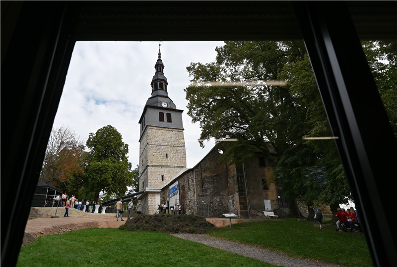 ICphoto(qun)ƷՈD(zhun)d