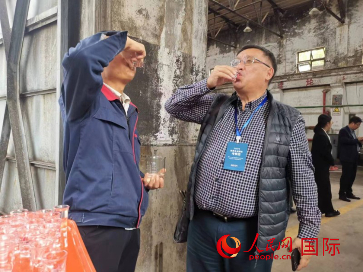 _˹̹I(y)󡷿݋xˡƠķҮƷLP Wӛ ٻz