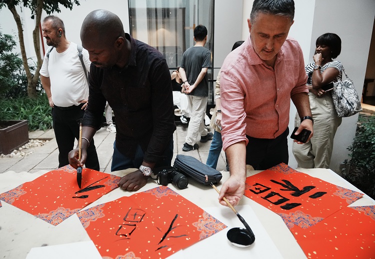 ׌ÇHz·@ڏV󞳅^(q)cĻqڡzӰ