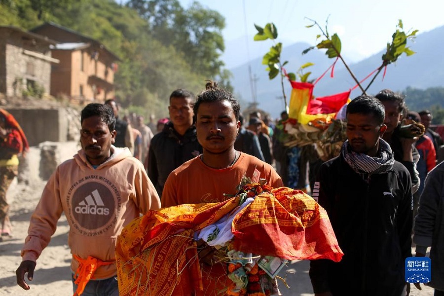 115Ჴķ^(q)һӱԼӵzw