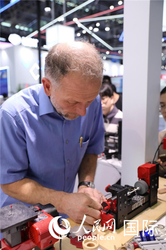 25ЇH¼gɹו15_ĻDչ̬F(xin)ʾܼӹߡWӛ Pz