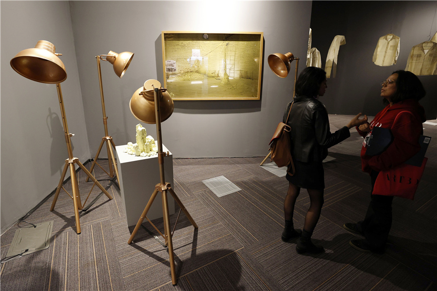 ICphoto(qun)ƷՈD(zhun)d