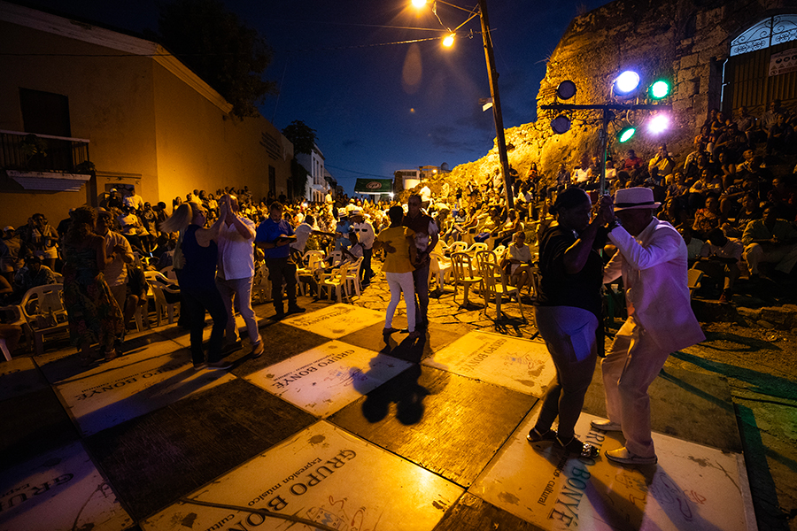 ICphoto(qun)ƷՈD(zhun)d