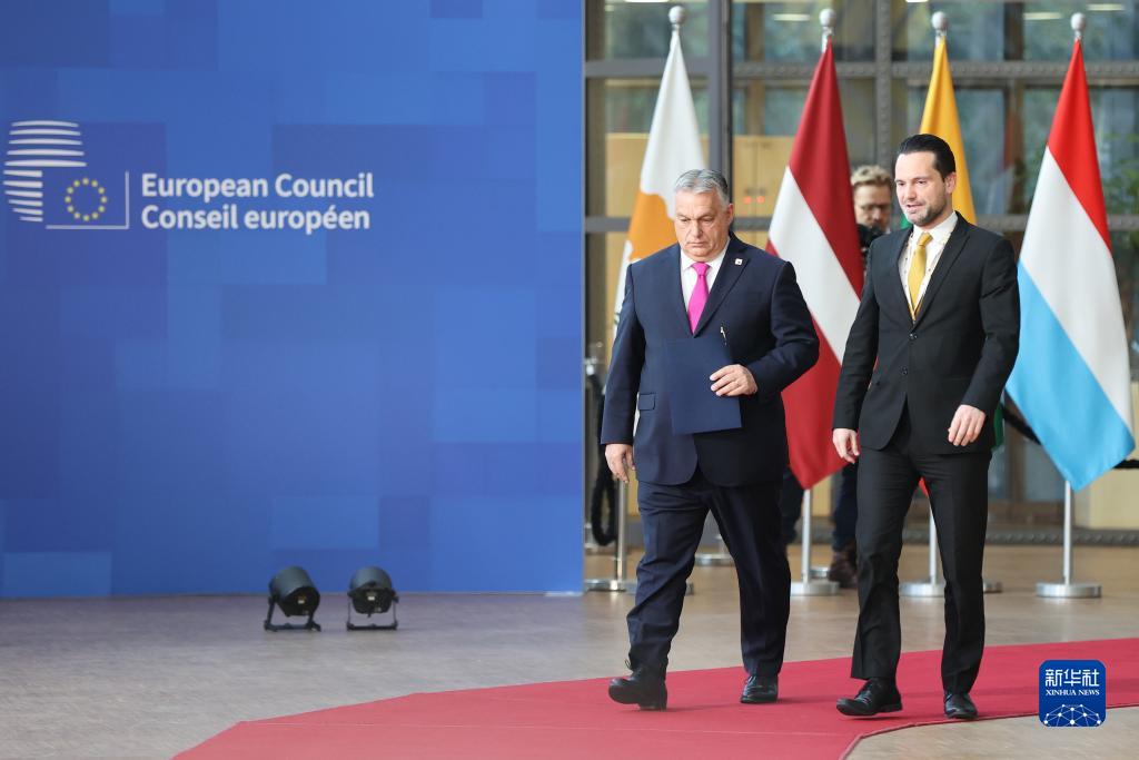 1214ڱr(sh)Wࣨ󣩵_(d)W˷(hu)(hu)(chng)Aӛ w z