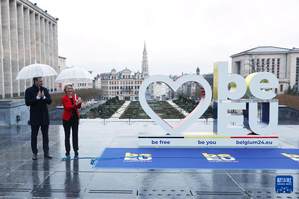 15r(sh)¿_󣩺͚WίT(hu)ϯTRڱr(sh)r(sh)(dn)ΚWֵ݆ϯ(gu)(bio)־ĻAӛ w z