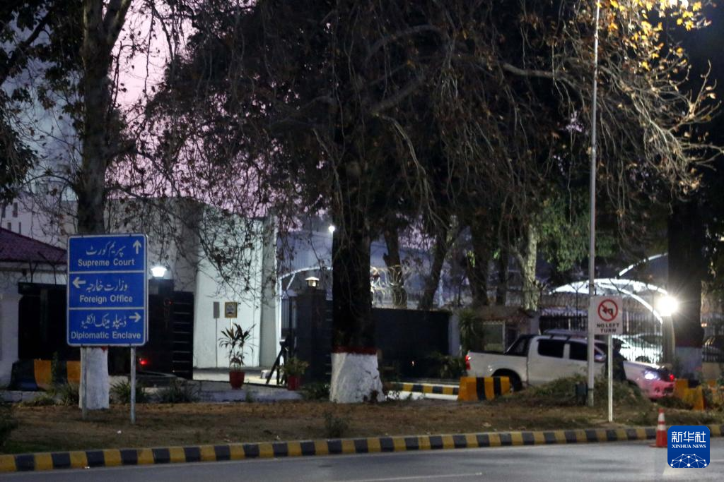 @117ڰͻ˹̹׶˹mĔzİͻ˹̹⽻ԺAl(f)~¡~ z