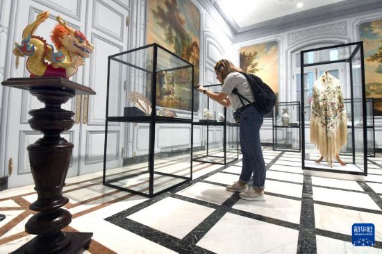 118^ڹŰ͹ǵĹŰ͇bˇg(sh)^pչƷAl(f)A𡤰ϵ˹z