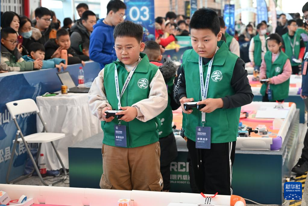 126ِxڲC(j)Aӛ ƽ z