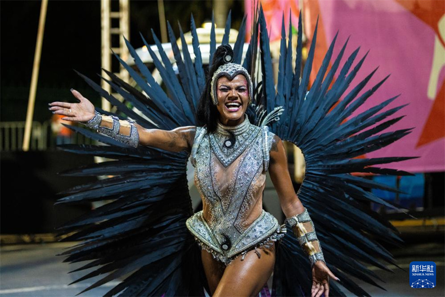 214賿ڰؐWл@У݆Tӿg(ji)Aӛ z