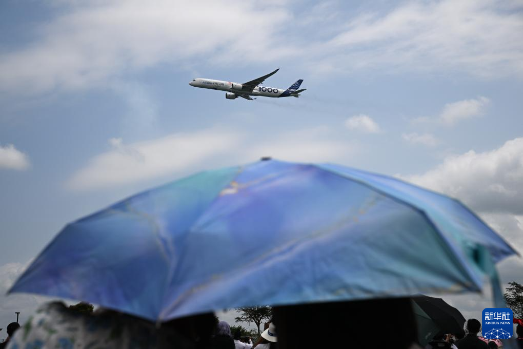 222һܿտ͹˾A350-1000͙C¼ºչwбAl(f)ǟz