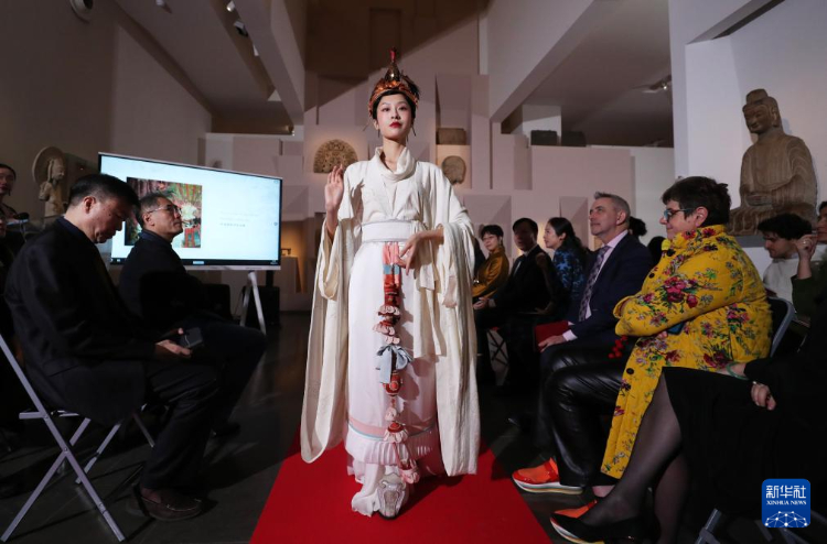 313λڷ(gu)ļ(gu)ˇg(sh)^ģչʾػ͏(f)ԭAӛ o z