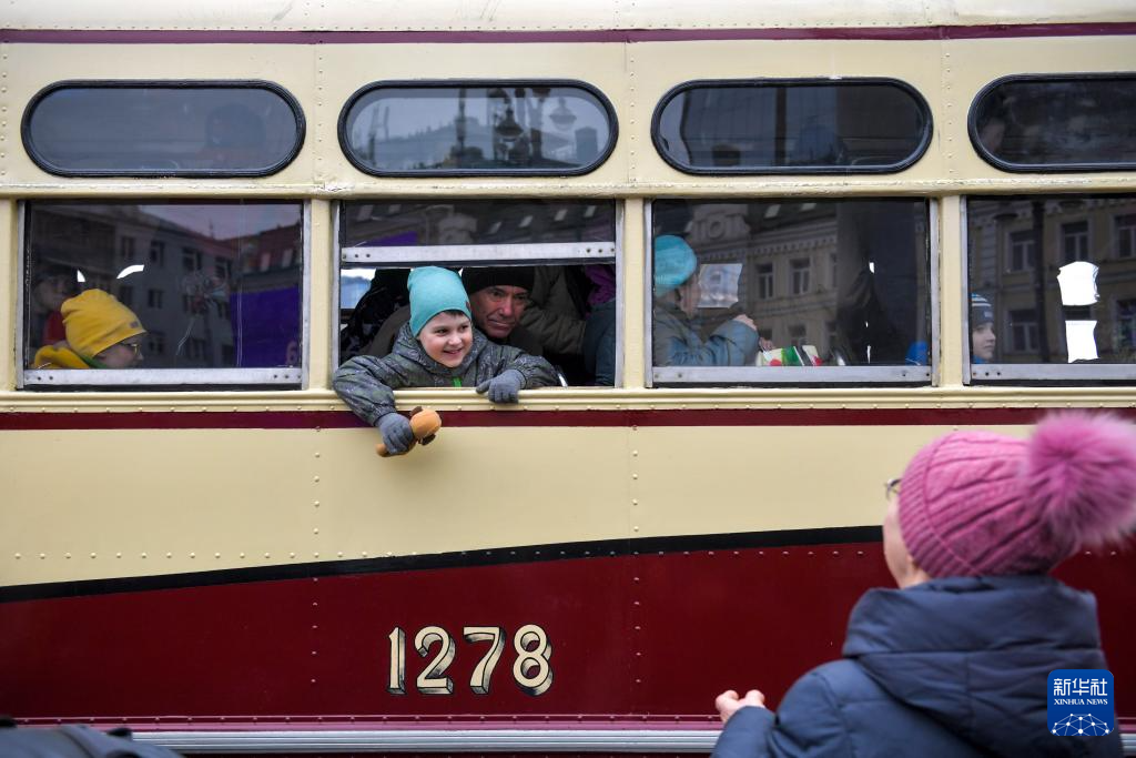 46ڶ_˹׶Ī˹˂^չ܉܇Al(f)vɽz