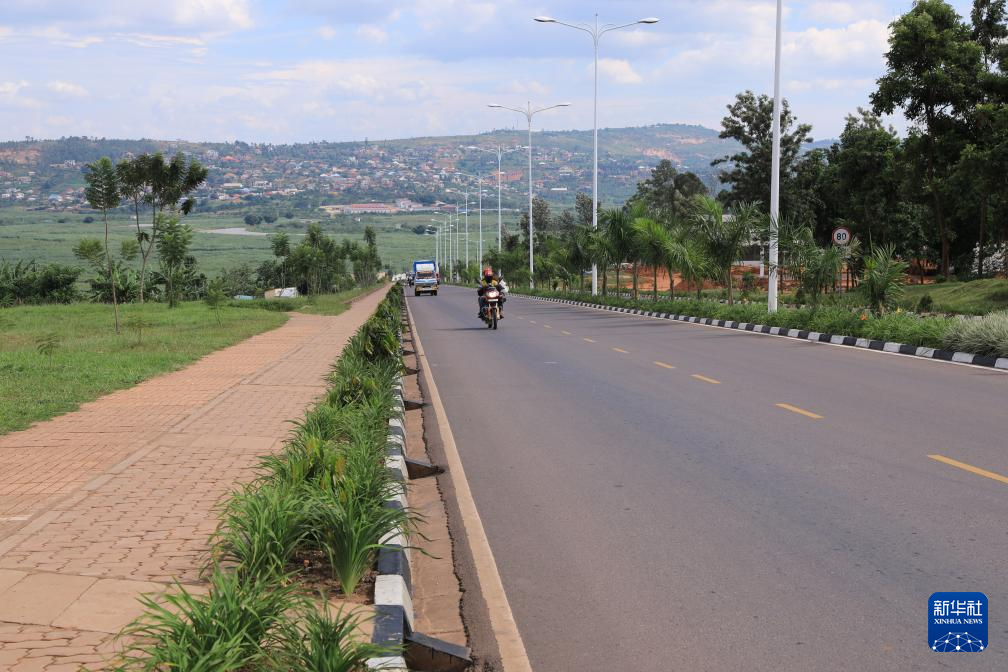 @49ڱR_ĔzĲwHC··Aӛ x z