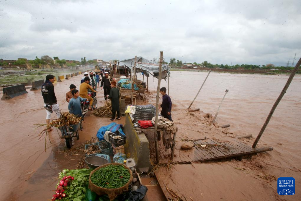 415ڰͻ˹̹аɳ˂ˮǰAl(f)WRķz