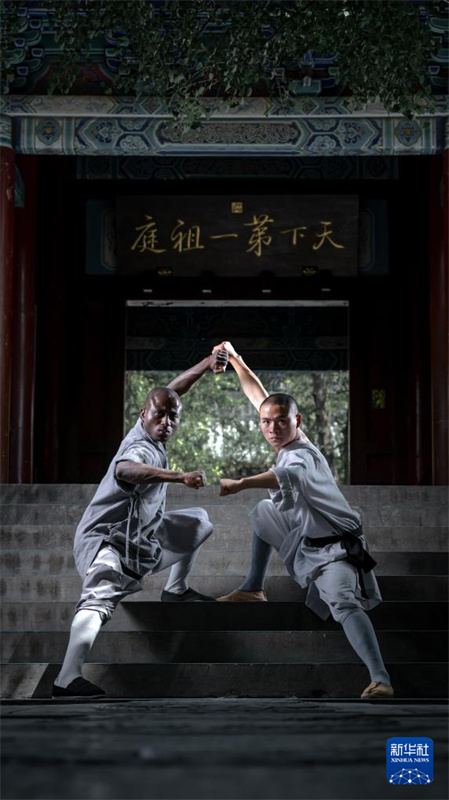 @󣩺͎ӳЇɽ¾YƬAl(f)L߹D