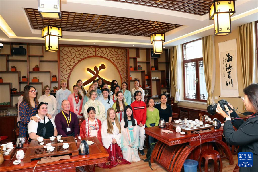 418`D|ŮЌW(xu)ĎڲˇncW(xu)(sh)(yn)AŮЌW(xu)ĎӰAӛ  z