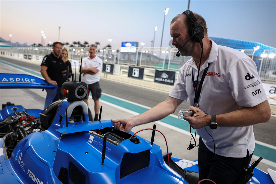 IC Photo(qun)ƷՈ(qng)D(zhun)d