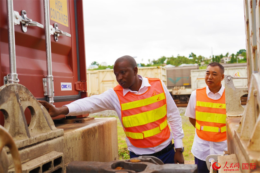 Ƀ(ni)F·هĸۣվLTxվL˼iڙz؛bdӹ̠B(ti)W(wng)ӛ SΔz