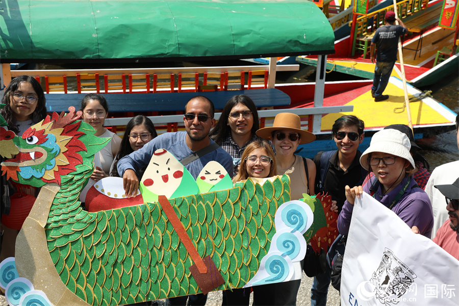 ӬF(xin)W(wng) (ni)˹С˹z