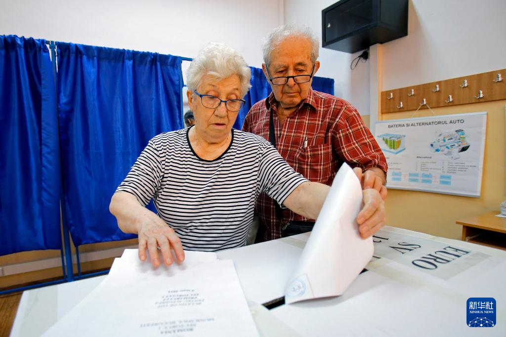 69գx_R၆˹һ̎ͶƱվӚWhxe_R၆طxeͶƱAl(f)˹̩z