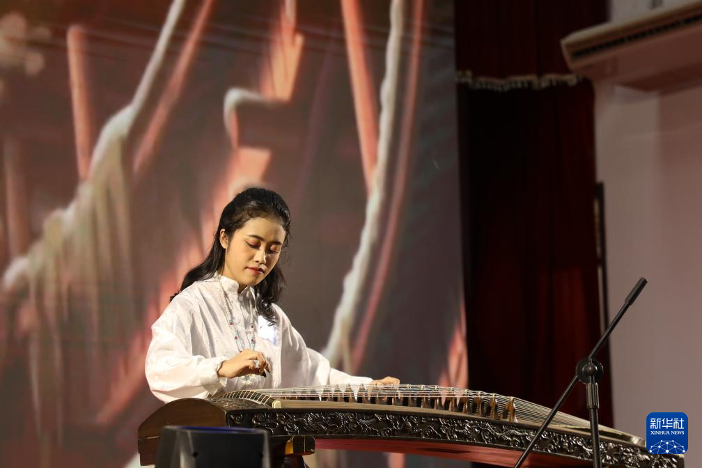 67գxϓ묘Kl(f)ŬTWӌWԺeеġhZWıِϓِ^(q)QِMвˇչʾAӛ Ŵi z