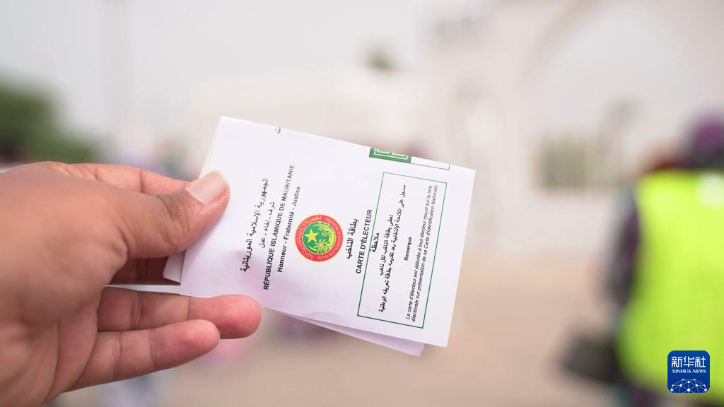 629ë၆׶Ŭ߿Фصһ̎ͶƱվһxչʾxCAl(f)xա~z