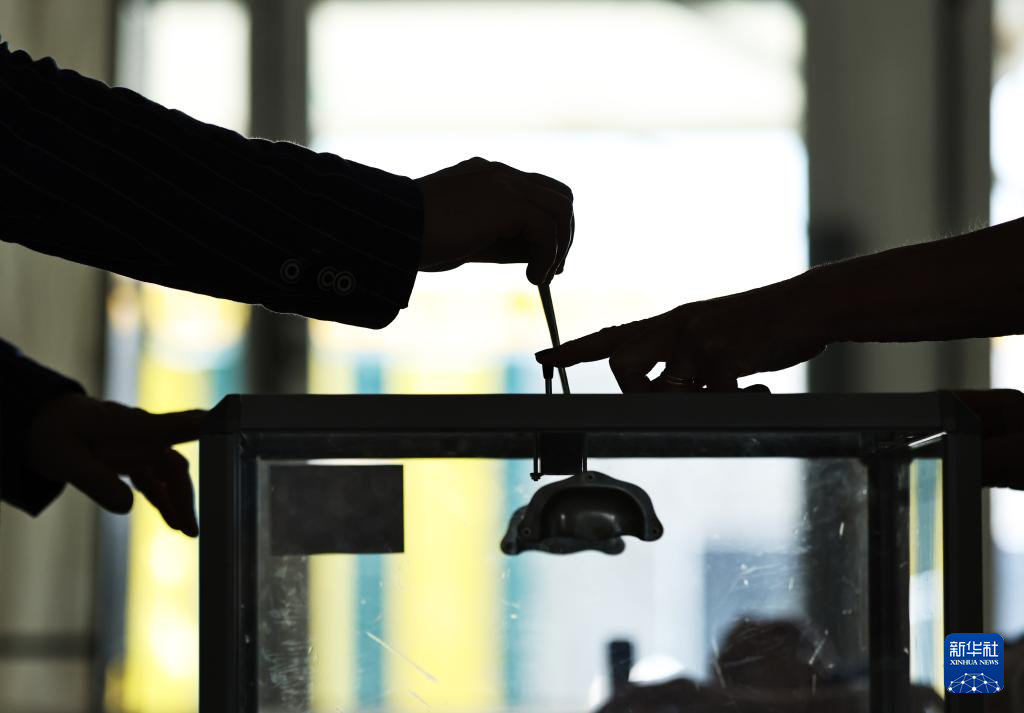 630xڷ踽ĿϣӇh(hu)xeһ݆ͶƱAӛ o z