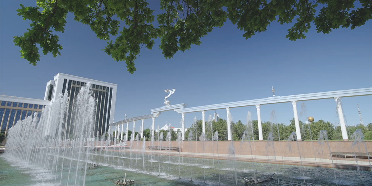 z·ح60뼃Ɲe˹̹L(fng)