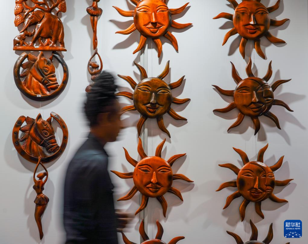 726ڵڰˌϲ(hu)ρ^(li)˹mąչ̏Լչλǰ^(gu)Aӛ oU z