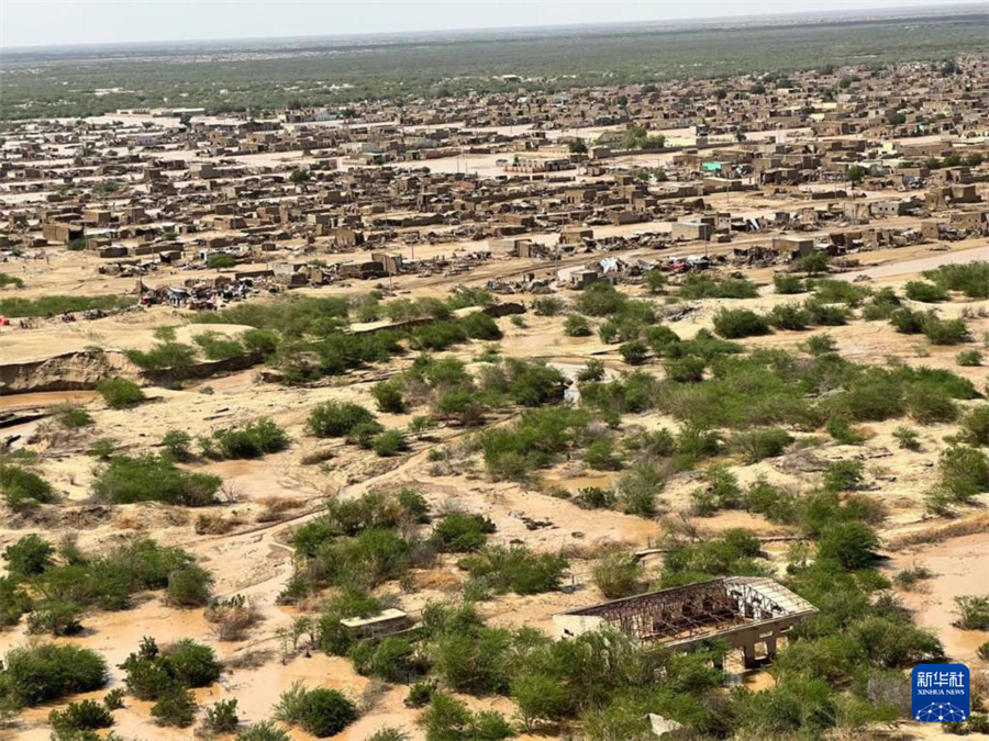 @826KtĔzĝκˮ(zi)^(q)ƬAl(f)K(qun)ίTD