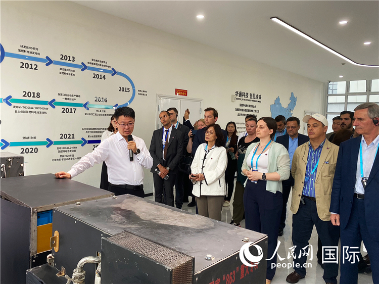 |Aͨ(dng)Ƽ޹˾(jng)vA⽻ٺ͇HMvABI(y)l(f)չrW(wng)ӛ z