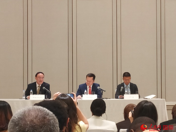 Ї(gu)⽻f(xi)(hu)ڱeСR7̖(ho)ɳ(zhun)}L(fng)(hu)W(wng)ӛ gz