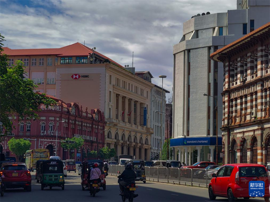 這是12月20日在斯里蘭卡科倫坡拍攝的卡吉爾約克街街景（手機照片）。新華社記者 陳冬書 攝