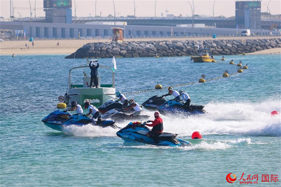 比賽開始。人民網(wǎng) 塔里克·易卜拉欣攝